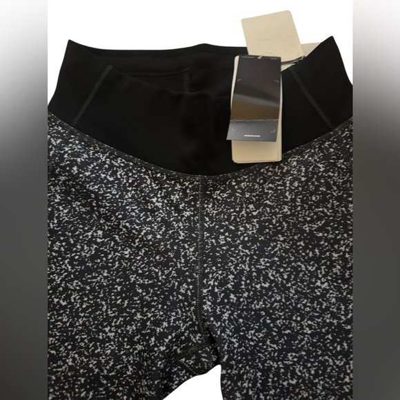 Adidas Speckled Leggings Small NWT | Black & White Print + Mesh Detail | - Picture 3 of 4